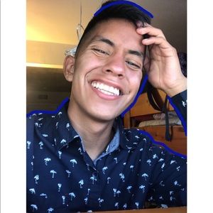 Meet your Posher, Juan